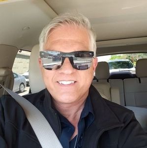 Meet your Posher, Curtis